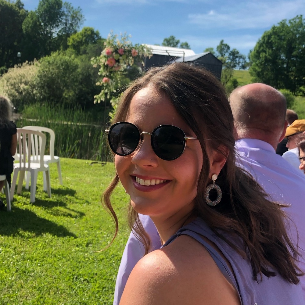 Meet your Posher, Meghan!